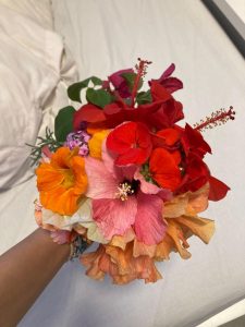 זר פרחים רענן