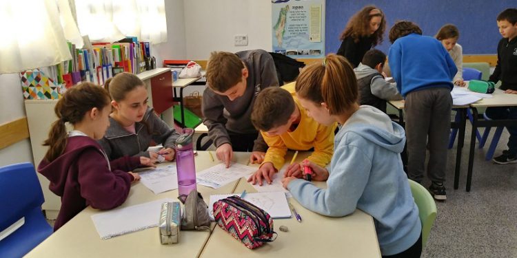 בית הספר ״ניצני המדע״ מרחובות זכה במקום השני בתחרות ארצית למצוינות במתמטיקה