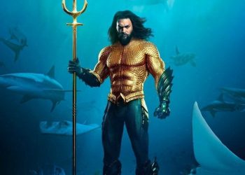 אקוומן, יוצא מגדר הרגיל