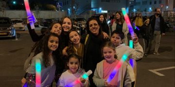 באנו חושך לגרש