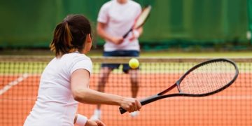 מעוניינים לשחק טניס? קבלו מידע שימושי לתחילת הדרך