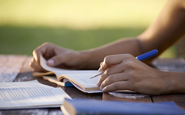 5 טיפים שיכולים לעזור לכם לשפר את הרמה שלכם בעברית