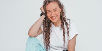 היוטיוברית יוליה ספקטור עונה על הכל