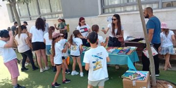 דוכן החלפת הספרים